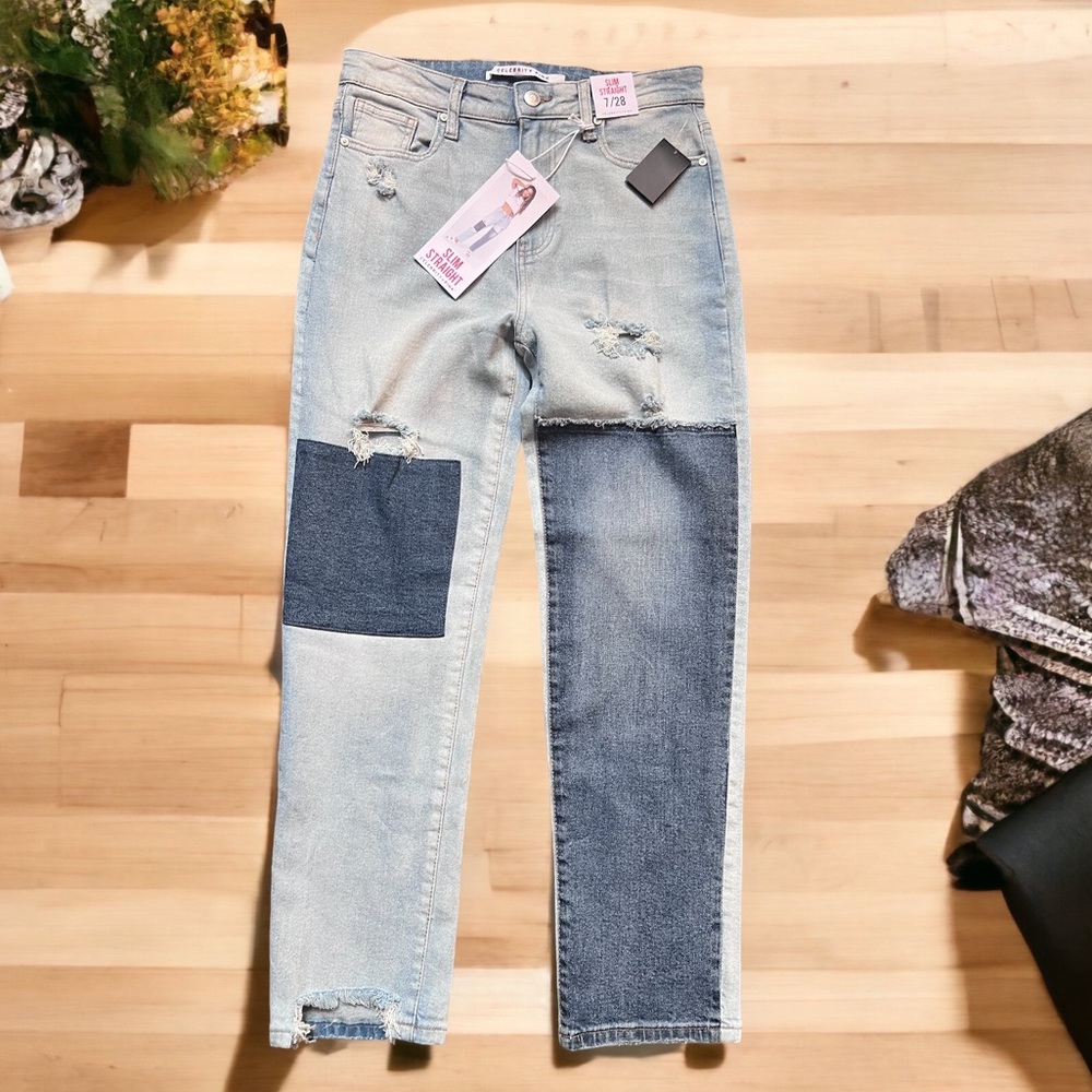 NEW Celebrity Pink Distressed Slim Straight Jeans
